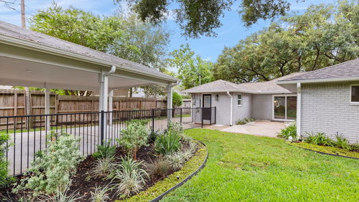 Houston 1-story, 4-bed 4851 Mcdermed Drive-idx