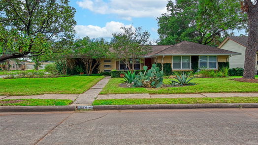 Houston null-story, 3-bed 4858 Woodpecker Street-idx