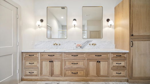 Houston 1-story, 4-bed 10513 Greenwillow Street-idx