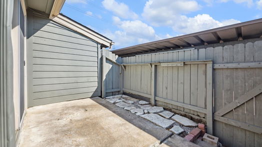 Houston 2-story, 3-bed 10811 Greenwillow Street 22-idx