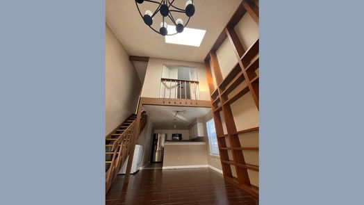 Houston 2-story, 3-bed 6327 Cattails Lane-idx