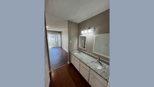 Houston 2-story, 3-bed 6327 Cattails Lane-idx