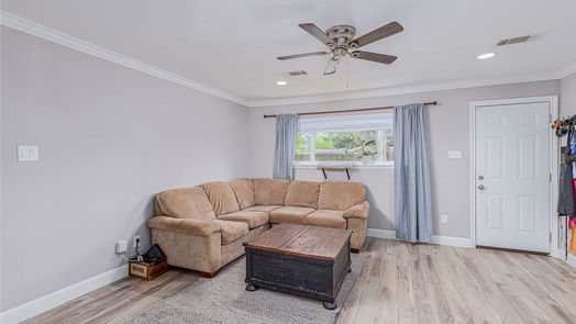 Houston null-story, 3-bed 5715 Firenza Drive-idx