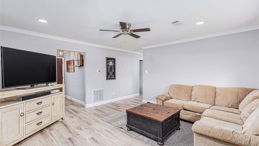 Houston null-story, 3-bed 5715 Firenza Drive-idx