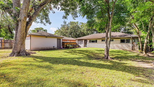 Houston null-story, 3-bed 5715 Firenza Drive-idx