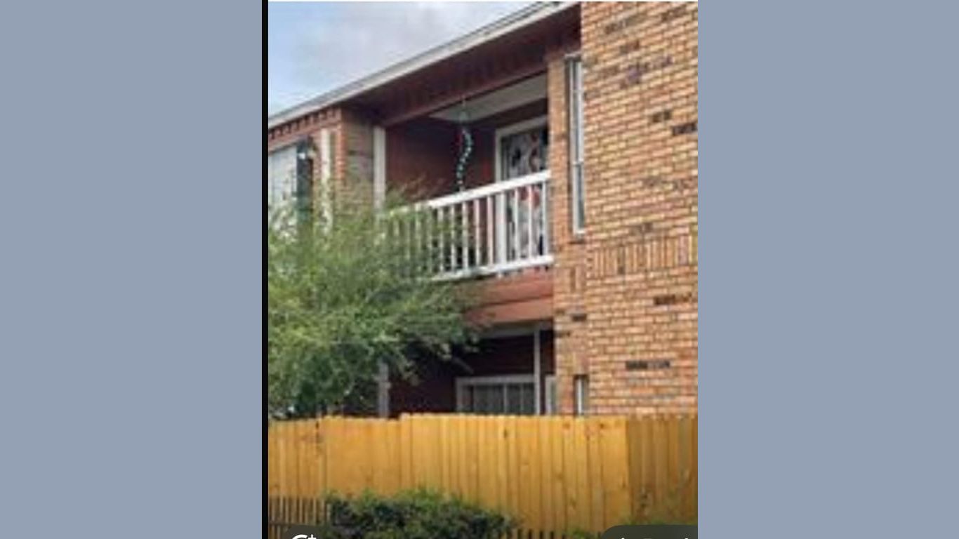 Houston 2-story, 2-bed 12380 Sandpiper Drive 405-idx