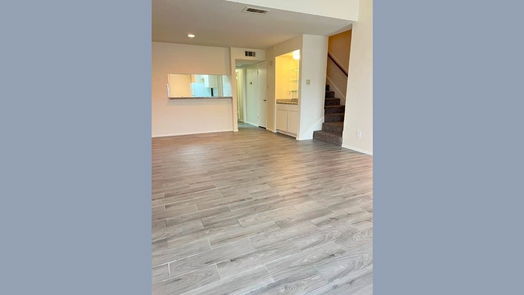 Houston 2-story, 2-bed 6633 W Airport Boulevard 704-idx