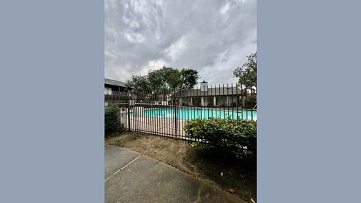 Houston 2-story, 2-bed 6633 W Airport Boulevard 704-idx