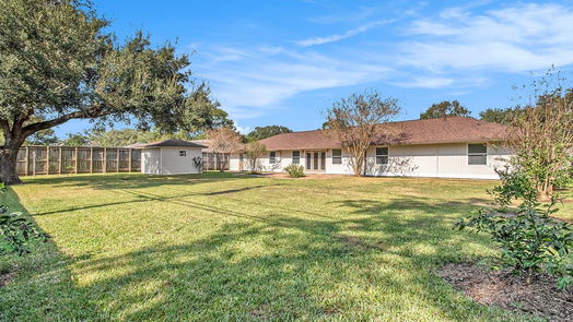 Houston null-story, 4-bed 4837 Briarbend Drive-idx