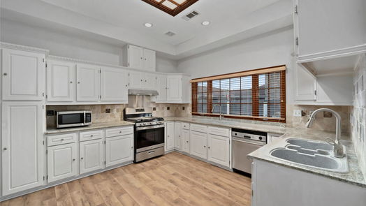 Houston 1-story, 4-bed 6303 Lugary Drive-idx