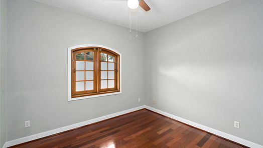 Houston 1-story, 4-bed 6303 Lugary Drive-idx