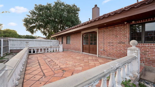 Houston 1-story, 4-bed 6303 Lugary Drive-idx