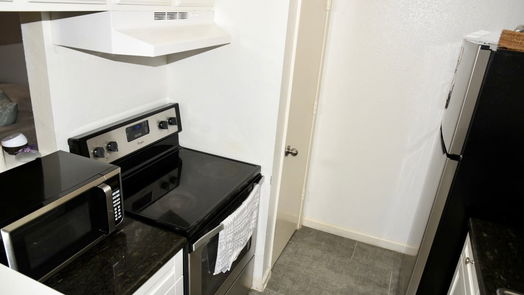 Houston 1-story, 1-bed 6200 Ranchester Drive 215-idx