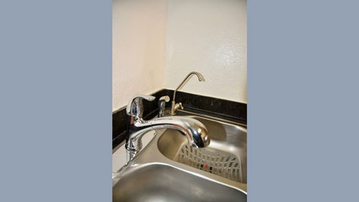 Houston 1-story, 1-bed 6200 Ranchester Drive 215-idx
