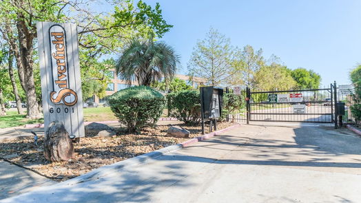 Houston 1-story, 1-bed 6001 Reims Road 305-idx