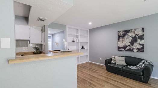 Houston 1-story, 1-bed 6001 Reims Road 305-idx