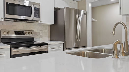 Houston 1-story, 1-bed 8521 Sands Point Drive 73-idx