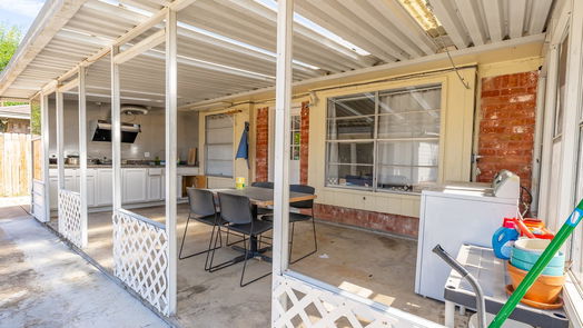 Houston 1-story, 3-bed 7202 Eichler Drive-idx