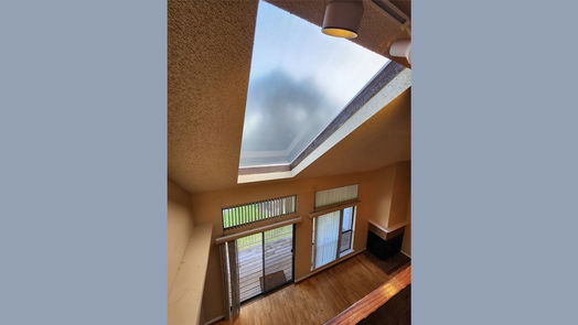 Houston 1-story, 1-bed 8567 Sands Point Drive-idx