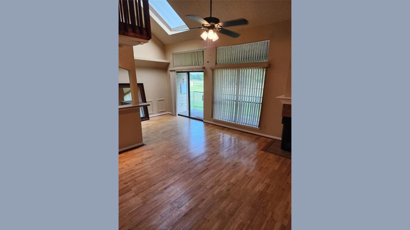 Houston 1-story, 1-bed 8567 Sands Point Drive-idx