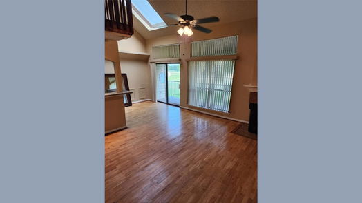 Houston 1-story, 1-bed 8567 Sands Point Drive-idx