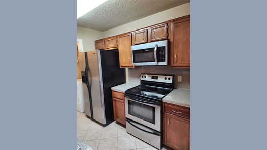 Houston 1-story, 1-bed 8567 Sands Point Drive-idx