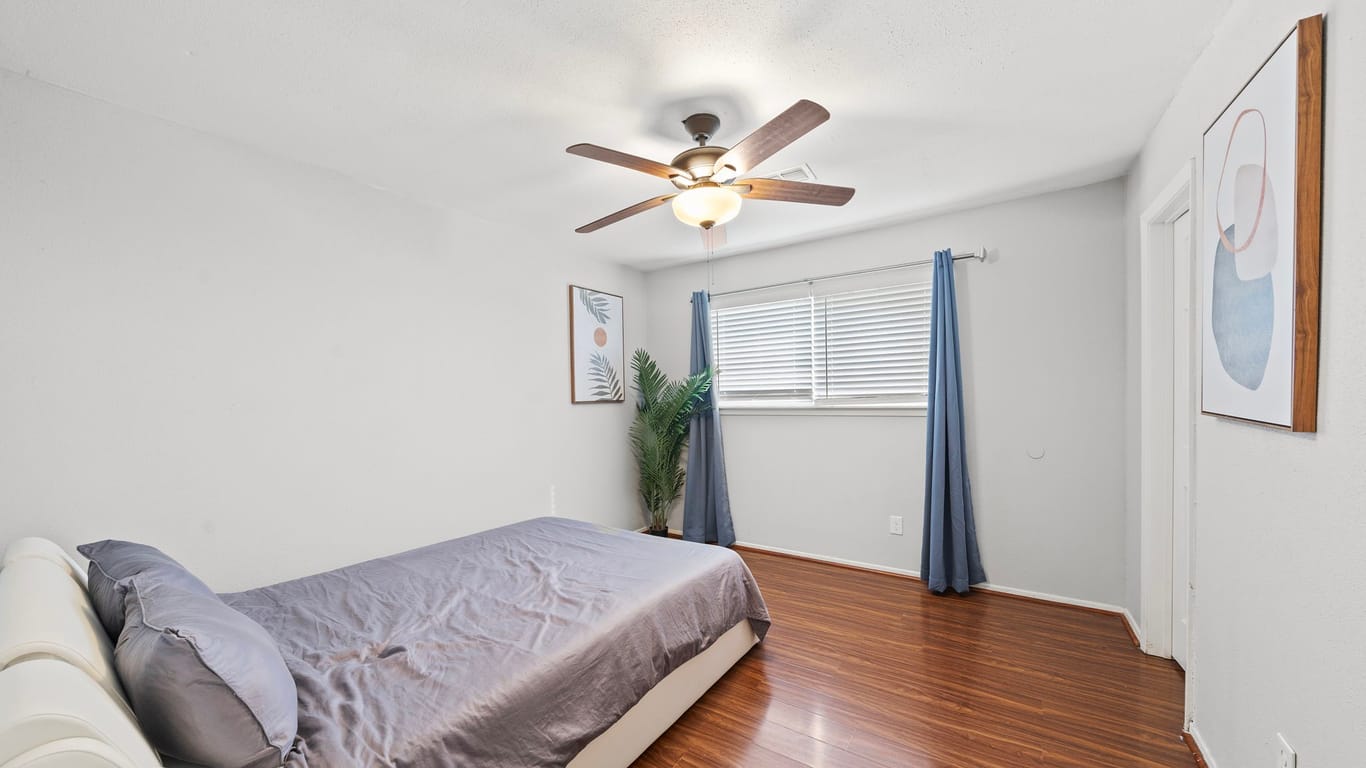 Houston 1-story, 3-bed 8803 Jackwood Street-idx