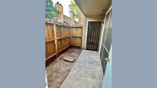 Houston null-story, 2-bed 10211 Sugar Branch Drive 361-idx