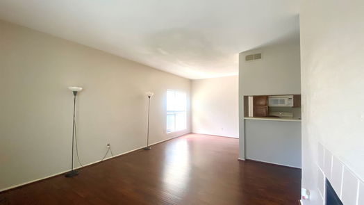 Houston 1-story, 1-bed 6602 Harbor Town Drive 203-idx