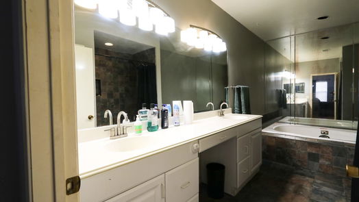 Houston 2-story, 2-bed 6000 Reims Road 2804-idx