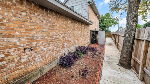 Houston 2-story, 4-bed 9623 Sharpcrest Street-idx