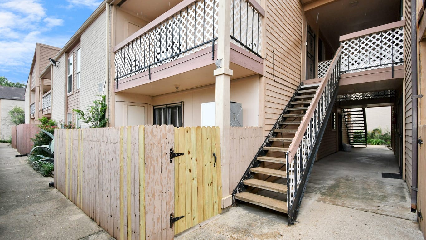 Houston 1-story, 1-bed 10203 Forum Park Drive 134-idx