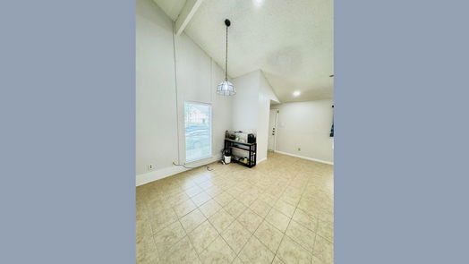 Houston 1-story, 2-bed 9399 Westwood Village Drive 61-idx