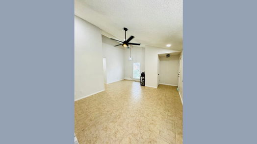 Houston 1-story, 2-bed 9399 Westwood Village Drive 61-idx