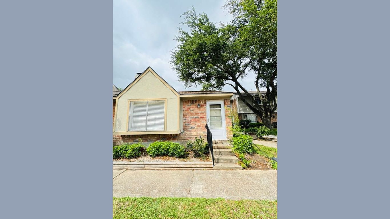 Houston 1-story, 2-bed 9399 Westwood Village Drive 61-idx