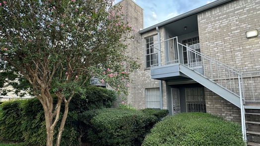 Houston 1-story, 2-bed 7400 Bellerive Drive 1004-idx