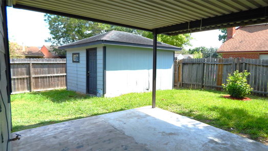 Houston 1-story, 3-bed 9303 Corner Oaks Lane-idx