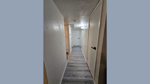 Houston 1-story, 2-bed 10110 Forum West Drive 406-idx