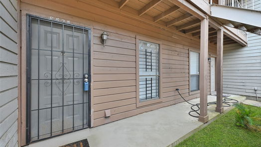 Houston 1-story, 2-bed 8525 Sands Point Drive-idx