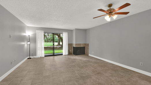 Houston 1-story, 2-bed 8525 Sands Point Drive-idx