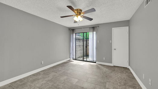 Houston 1-story, 2-bed 8525 Sands Point Drive-idx