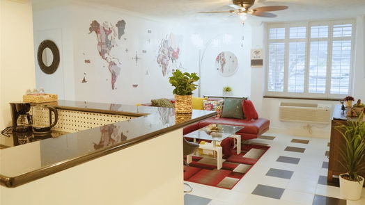 Houston null-story, 3-bed 7510 Hornwood Drive 205-idx