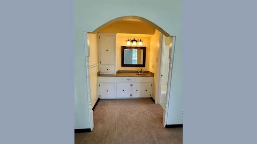 Houston 1-story, 4-bed 8826 Roos Road-idx