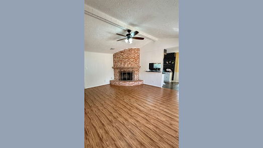 Houston 1-story, 4-bed 8826 Roos Road-idx