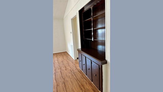 Houston 1-story, 4-bed 8826 Roos Road-idx