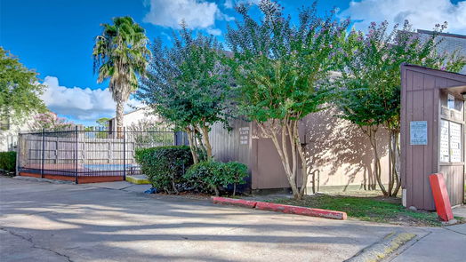 Houston 2-story, 3-bed 8312 Augustine Drive D-idx