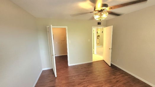 Houston 1-story, 1-bed 10211 Sugar Branch Drive 318-idx