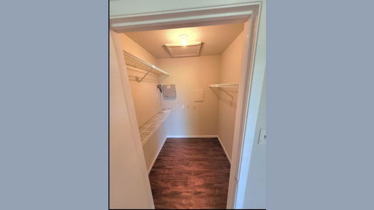 Houston 1-story, 1-bed 10211 Sugar Branch Drive 318-idx