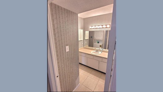 Houston 1-story, 1-bed 10211 Sugar Branch Drive 318-idx