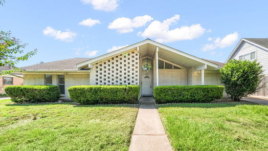 Houston 1-story, 4-bed 8815 Sharpview Drive-idx